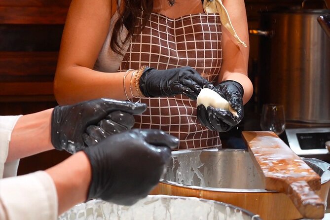 Florence: Mozzarella Cheese Making with Wine and food Tastings - What the 12-person limit means