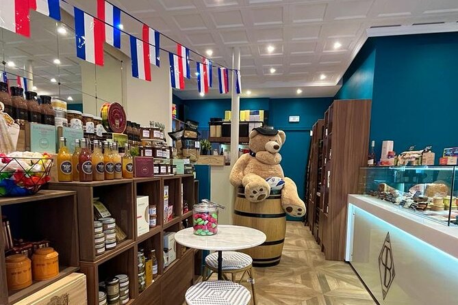 French Wine and Cheese Master Class Near the Eiffel Tower - Who should book this Paris experience?