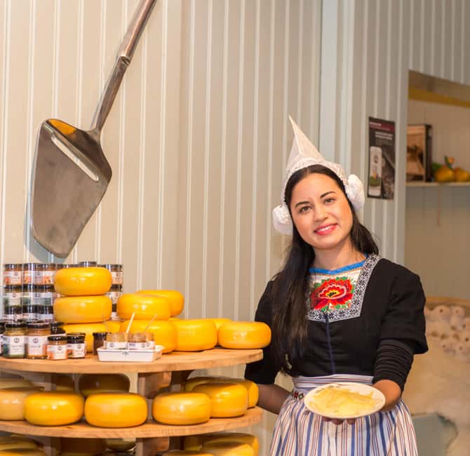 From Amsterdam: Volendam and Zaanse Schans Tour with Cheese - Key points to know before booking