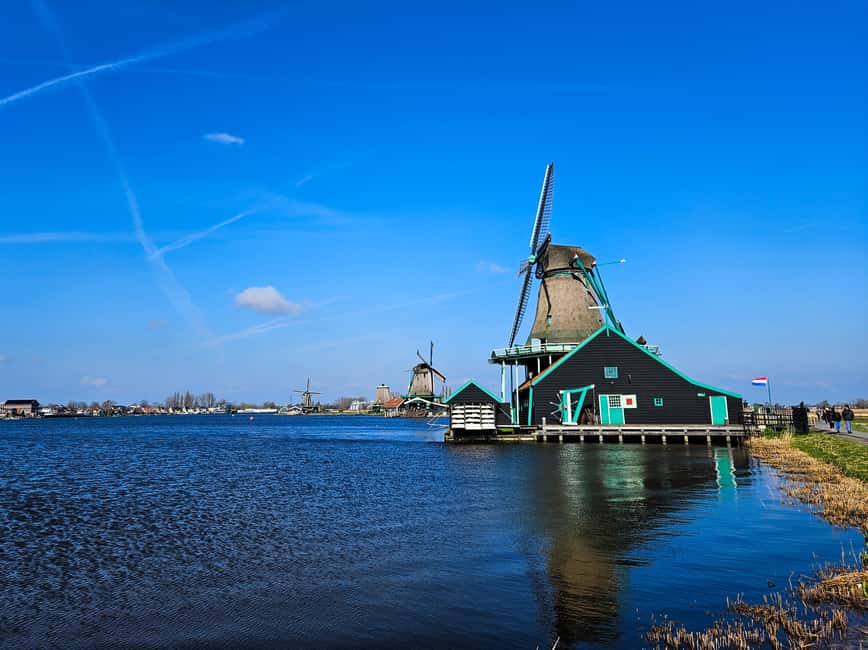 From Amsterdam: Volendam and Zaanse Schans Tour with Cheese - Leaving Amsterdam for North Holland