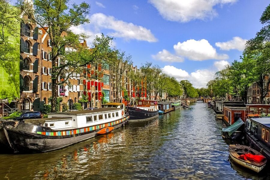 From Brussels: Cheese, Clogs & Windmills Amsterdam Day Trip - Rembrandt Hoeve: cheese, clogs, and a working craft stop