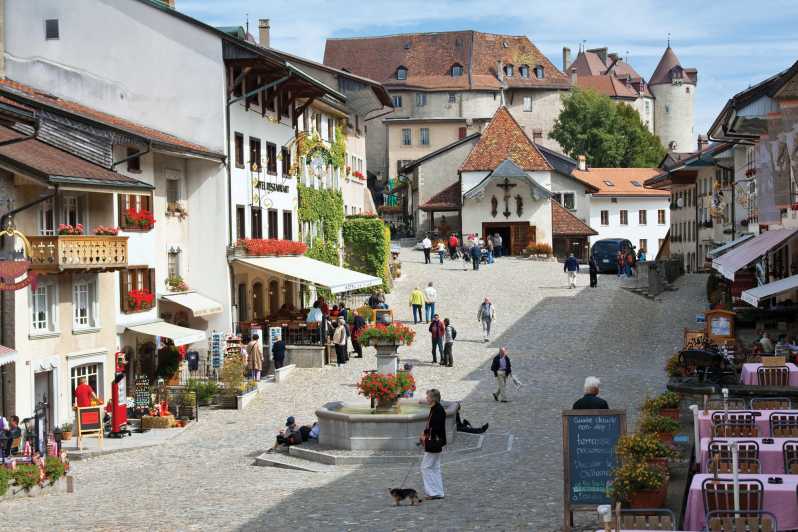 From Geneva: Gruyères Private Tour Cheese & Chocolat Factory - The two-hour ride from Geneva