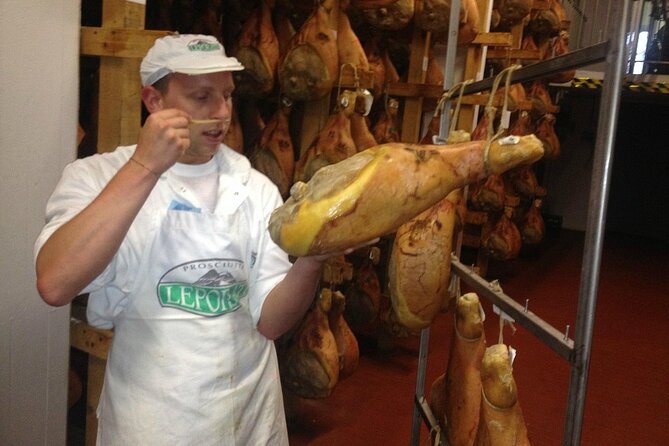 From Parma: Parmigiano,Prosciutto and winery Tour and tasting - Langhirano and the 24-month Parma ham