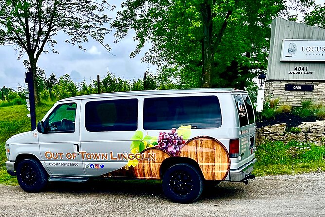Full-Day Group Wine Tour (with cheese and charcuterie) in Niagara-on-the-Lake - What the driver-guide adds