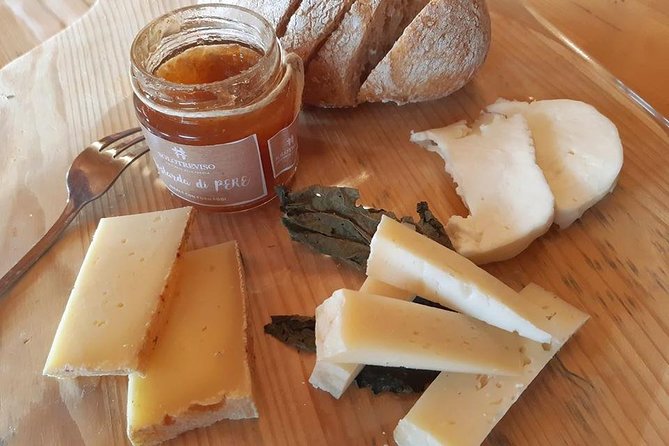 Full Day Prosecco and Cheese Tasting from Venice - Salami, cheese, and a light countryside lunch