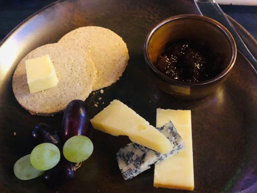 Glasgow: Whisky tasting and Scottish Cheeseboard - Should you book Mharsanta’s whisky flight?