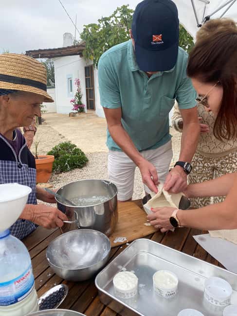 Goat Cheese Making Workshop with Tasting - A hands-on taste of the Serra do Caldeirão