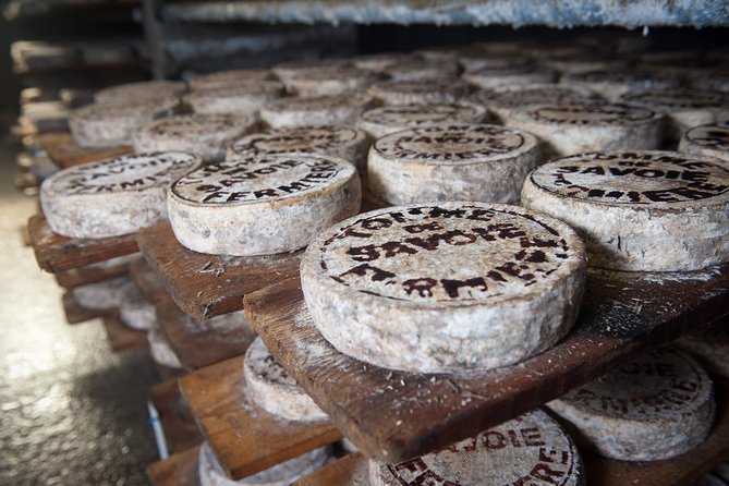 Gouda Private Walking Tour: History, Architecture & Cheese - The Cheese Tasting Question You Should Settle First