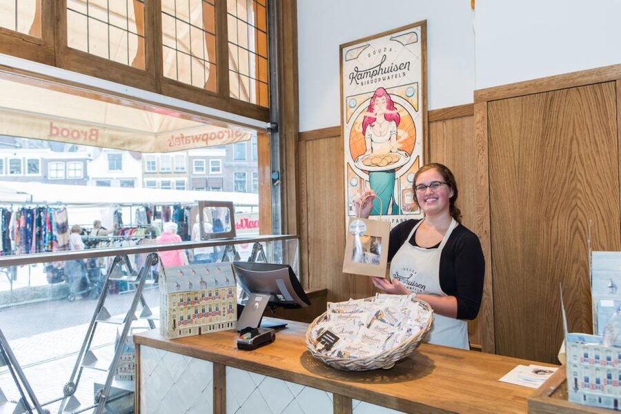 Gouda: Syrup Waffle Factory Ticket with a Waffle - Who will enjoy this factory visit most