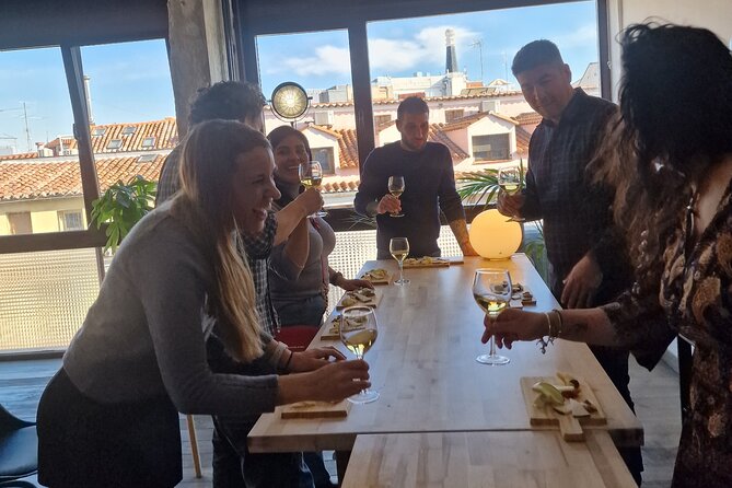 Gourmet Experience: Tasting of Spanish Cheese and Exclusive Wines - How the wine pairing works