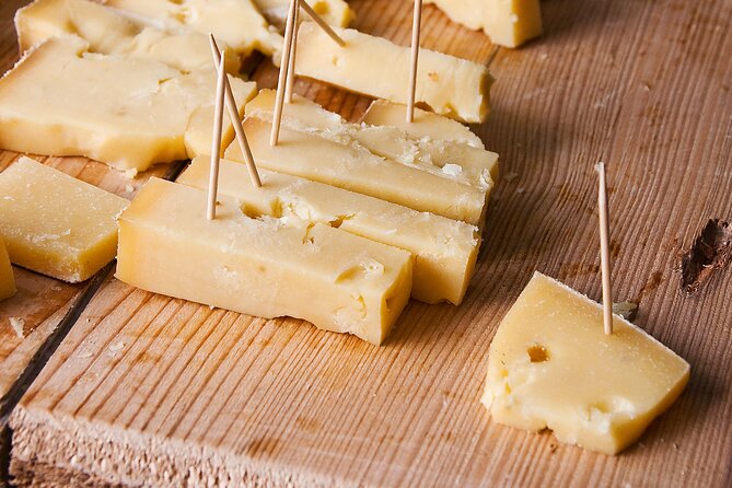 Gruyères, Cheese Factory & Maison Cailler Day Trip from Bern - La Maison du Gruyère and the first taste of cheese