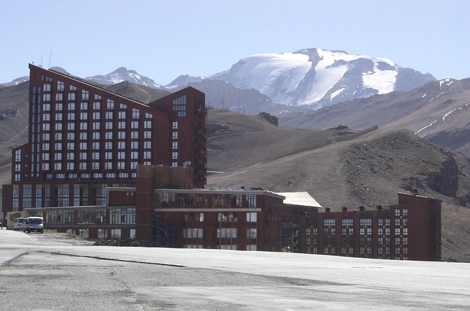 Half Day Private Trip to Valle Nevado with Cheese and Wine Carbon Neutral trip - Condors are a possibility, not a promise