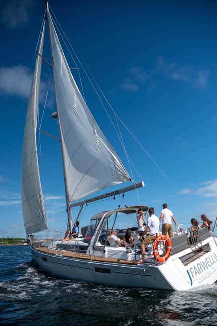 Halifax: Sunset Wine and Cheese Sailboat Cruise - Who should book this sailing?