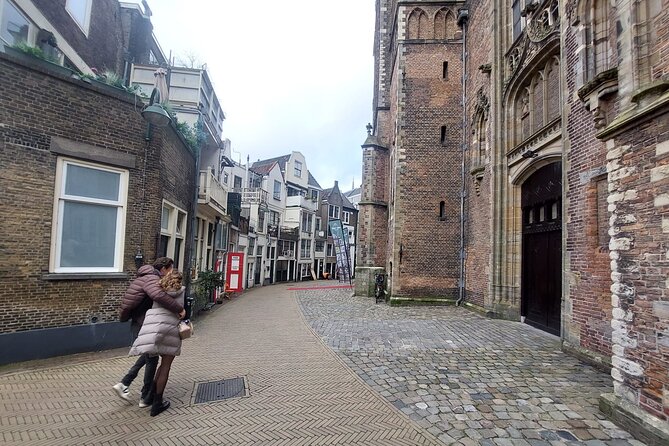 Historical Gouda: Private Tour with Local Guide - De Visbanken and the everyday side of the old city