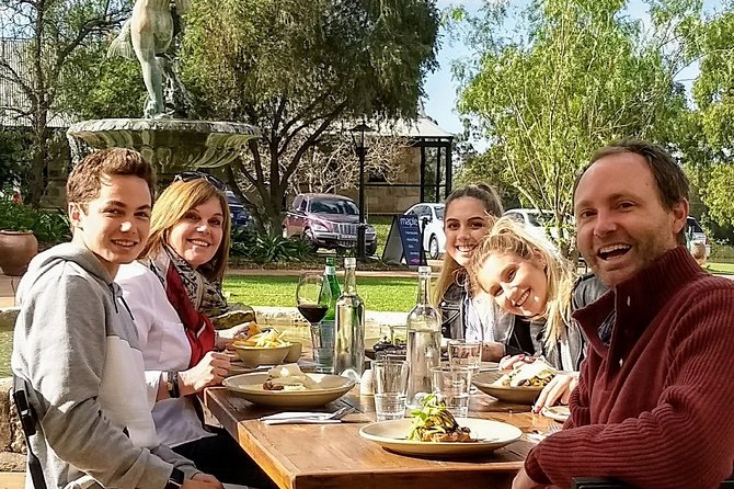 Hunter Valley wine and cheese starting from the Hunter region - What the guide adds to the day