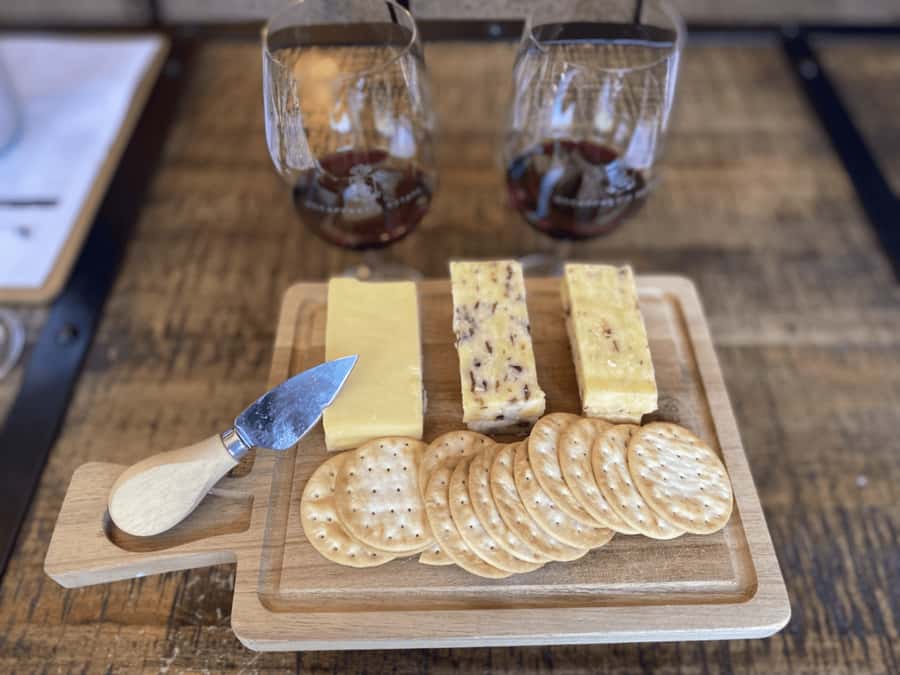 Hunter Valley: Wine and Cheese Tasting Experience - A compact taste of Hunter Valley wine country