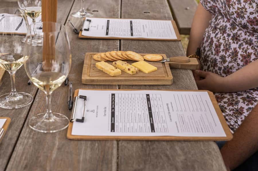 Hunter Valley: Wine and Cheese Tasting Experience - The trade-off between intimacy and variety