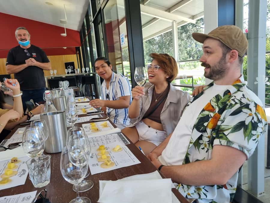 Hunter Valley: Wine, Gin, Cheese and Chocolate Tour - Why this six-hour tasting day works