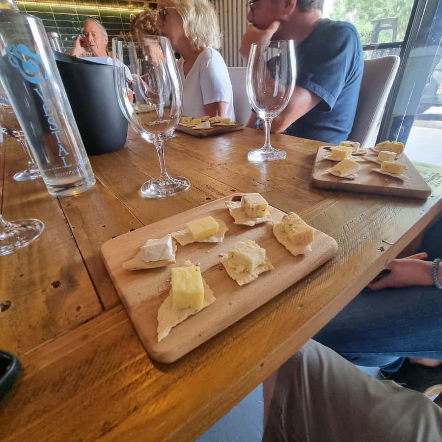 Hunter Valley: Wine, Gin, Cheese and Chocolate Tour - Winery tasting: about an hour with local wine