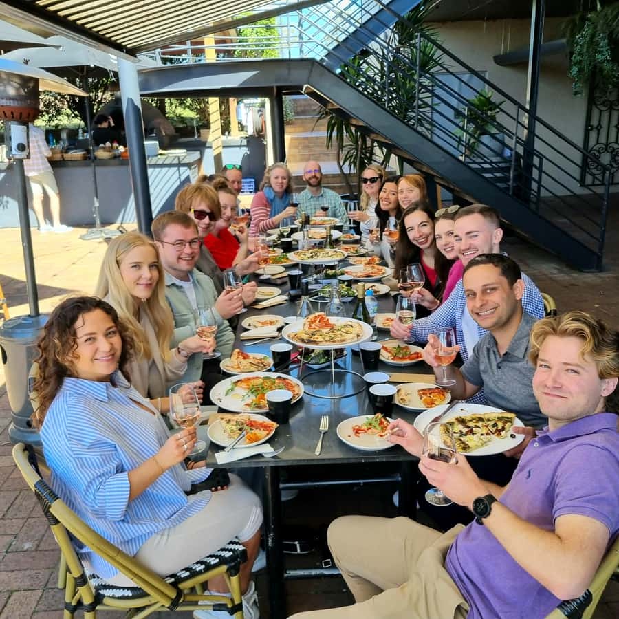 Hunter Valley: Wine, Gin, Cheese and Chocolate Tour - Lunch with a glass of wine, beer or cider