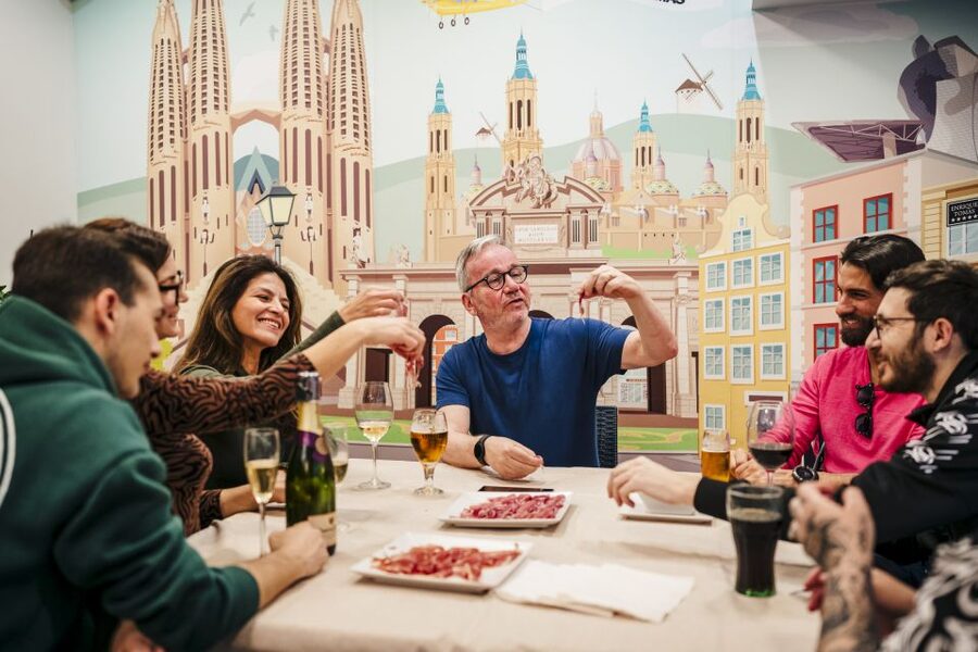 Jamón Experience Master Plus: Ham, Wine & Cheese Tasting - A sensible plan for your Barcelona day