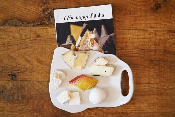 Journey through Italian Cheese - A cheese lesson in central Florence