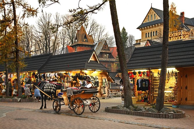 Krakow–Zakopane: Cable Car, Chocholow Baths, Cheese & Vodka - Pickup from Krakow and the long road south
