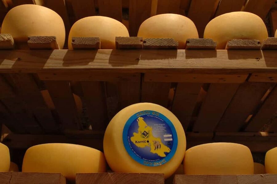 KRK: Cheese factory inside tour and product tasting–guide - Key points to know before you go