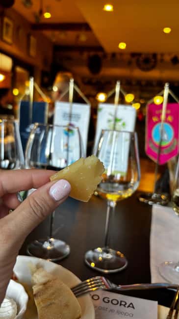 KRK: Cheese factory inside tour and product tasting–guide - A family cheese factory in Zagreb County
