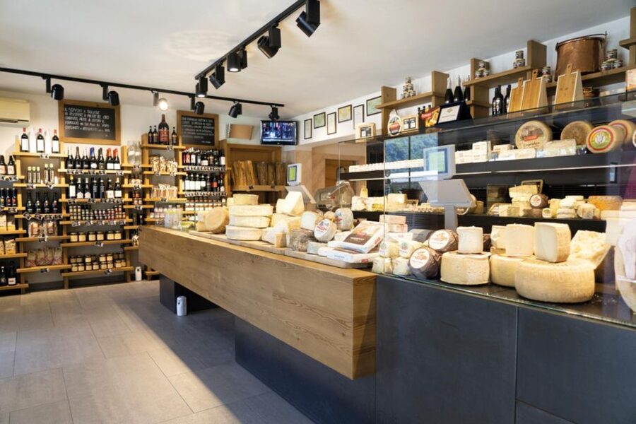 Lake Como: Cheese and Wine Tasting in Valsassina - Booking details worth knowing