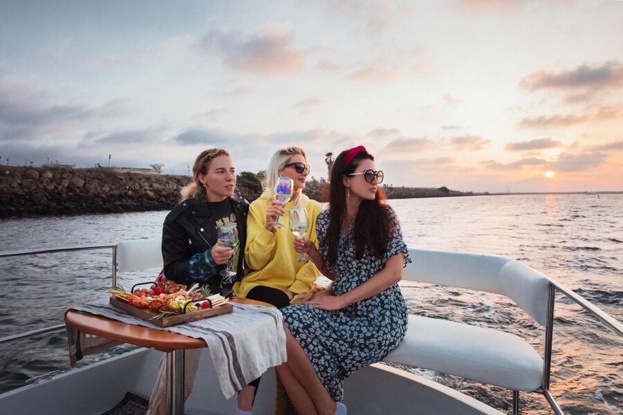Los Angeles: Luxury Cruise with Wine, Cheese & Sea Lions - Choosing the best departure time