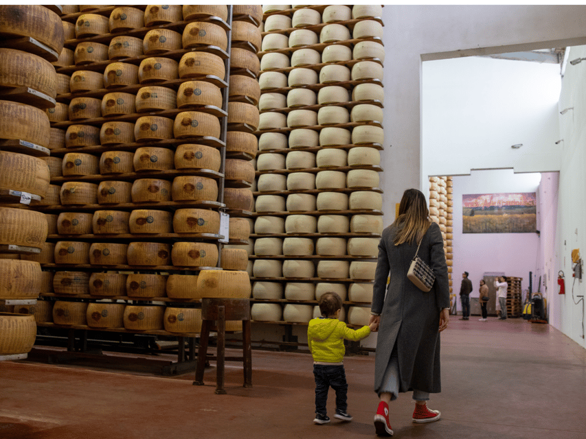 Maranello: Parmesan Factory Tasting & Tour near Modena - The farm shop and the wider food experience