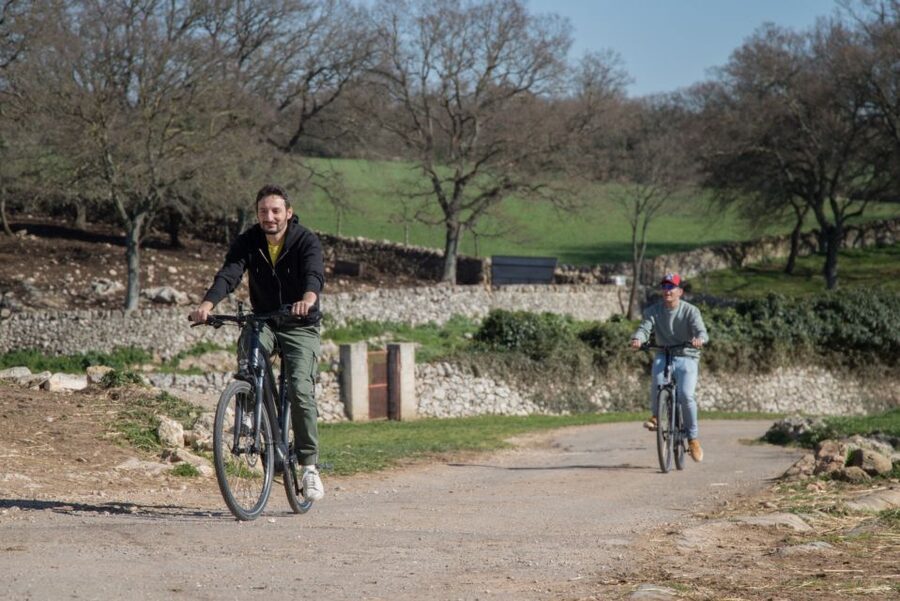 Martina Franca: E-bike farm tour & cheese tasting - From Baroque streets to quiet country roads