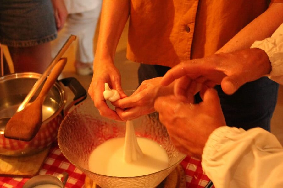 Matera: Mozzarella and Cheese tasting with a Cheesemaker - Key points to know before booking