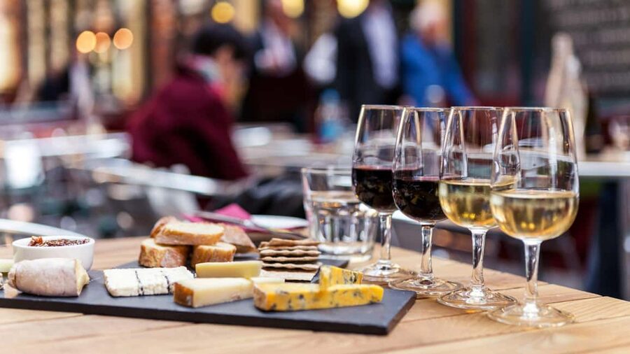 Montmartre Best Highlights & Wine and Cheese Tasting Tour - Starting near Van Gogh’s former apartment