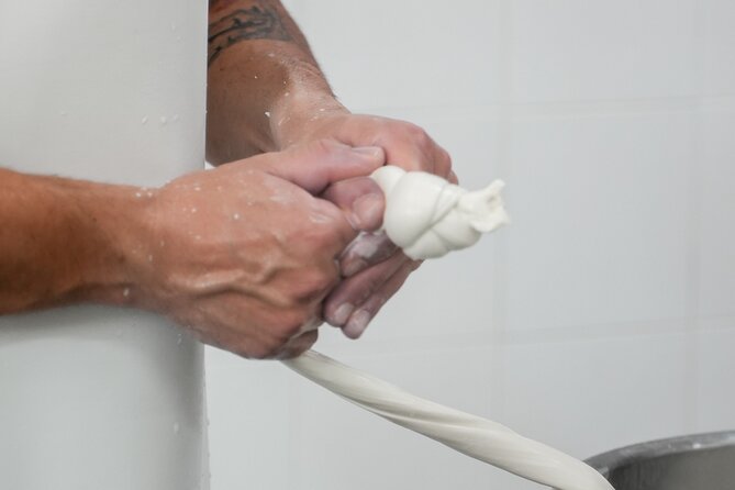 Mozzarella Live Show & Tasting in a Cheese Factory - Caseificio Giada at Viale Porta Pia