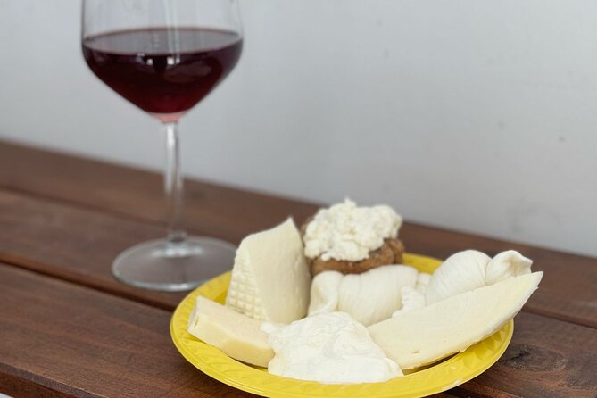 Mozzarella Live Show & Tasting in a Cheese Factory - Giovanni’s hands-on cheesemaking show