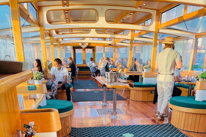 New York City: Champagne, Cheese, Caviar & Sightseeing Cruise - Passing into New York Harbor