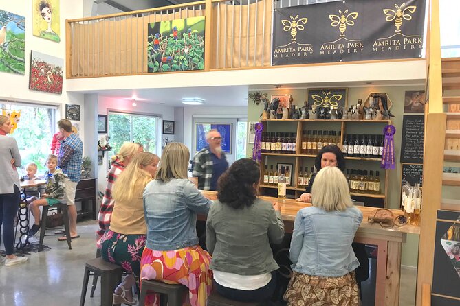 Noosa Hinterland Tour with Lunch, Wine & Cheese Tasting & more - Key points to know before booking