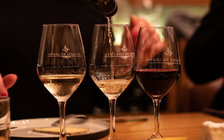 Paris: Apéro Wine and Cheese Tasting Experience - Should you book Les Caves du Louvre?