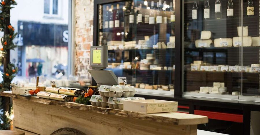Paris: Cheese and Wine Class in a 17th Century Cellar - Seven cheeses, seven ways to understand France