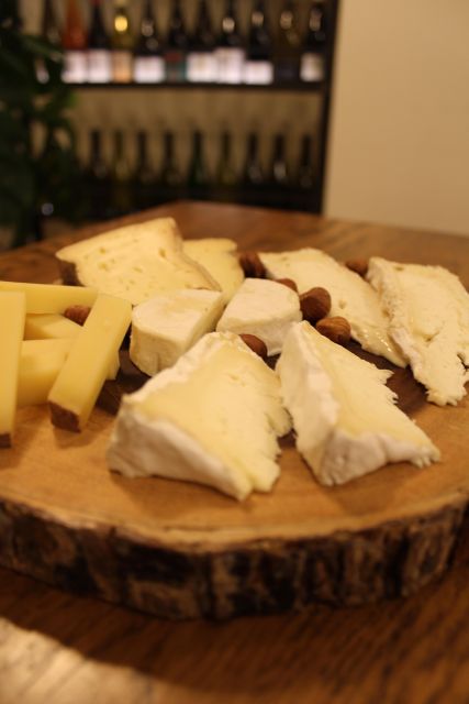Paris: French Wine and Cheese Guided Tasting - Key points at a glance