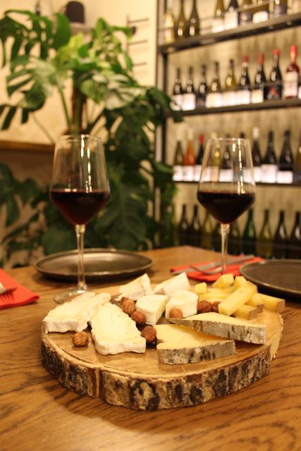 Paris: French Wine and Cheese Guided Tasting - Starting at L’OenoVice with Simon