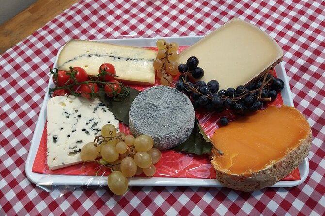 Paris Le Marais Food Tour With 10+ Tastings, Cheese, Wine & More - Coffee, croissants, and the first taste of Paris