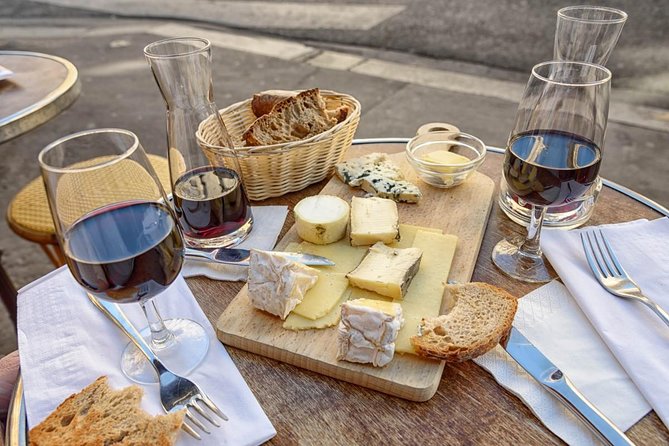 Paris Le Marais Historical Walking Tour with Wine and Cheese Tasting - Village Saint-Paul and the old medieval wall