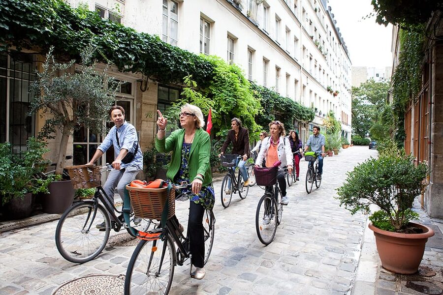 Paris Marais Bike Tour with Cheese & Sweet Tastings - Starting near Rue Brantôme and the Centre Pompidou