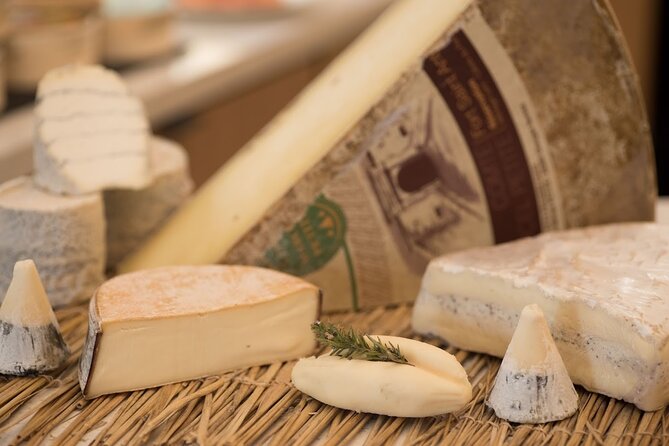 Paris St Germain Food Tour with Cheeses, Foie Gras, Wines & More - Timing, walking, and meeting-point details