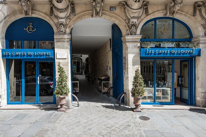 Paris - Ten Wines and Ten Cheeses Tasting in a Royal Cellar - Key points to know before booking