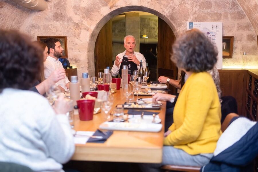 Paris: The Ultimate Wine and Cheese Tasting in English - Ten cheeses from Brie to Loire goat cheese