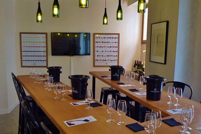 Paris Wine and Cheese Pairing Small-Group Experience - Why the small group matters